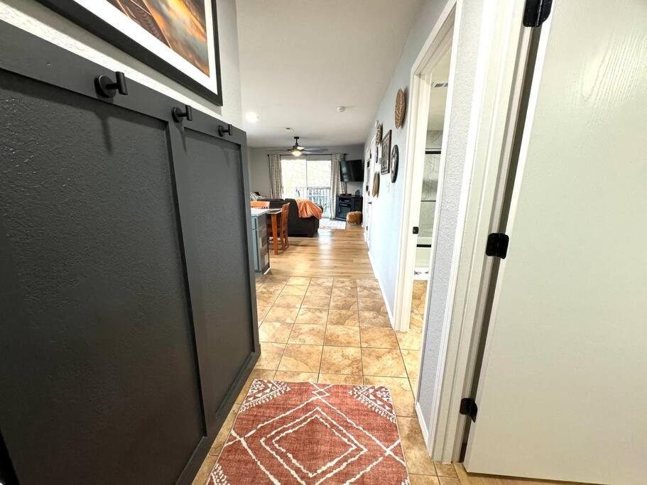 Modern Comfort: Updated Cozy Condo In Indian Point Μπράνσον Εξωτερικό φωτογραφία