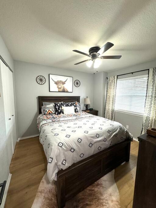 Modern Comfort: Updated Cozy Condo In Indian Point Μπράνσον Εξωτερικό φωτογραφία