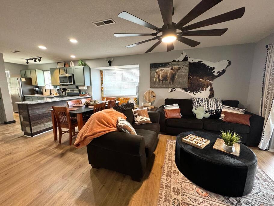 Modern Comfort: Updated Cozy Condo In Indian Point Μπράνσον Εξωτερικό φωτογραφία